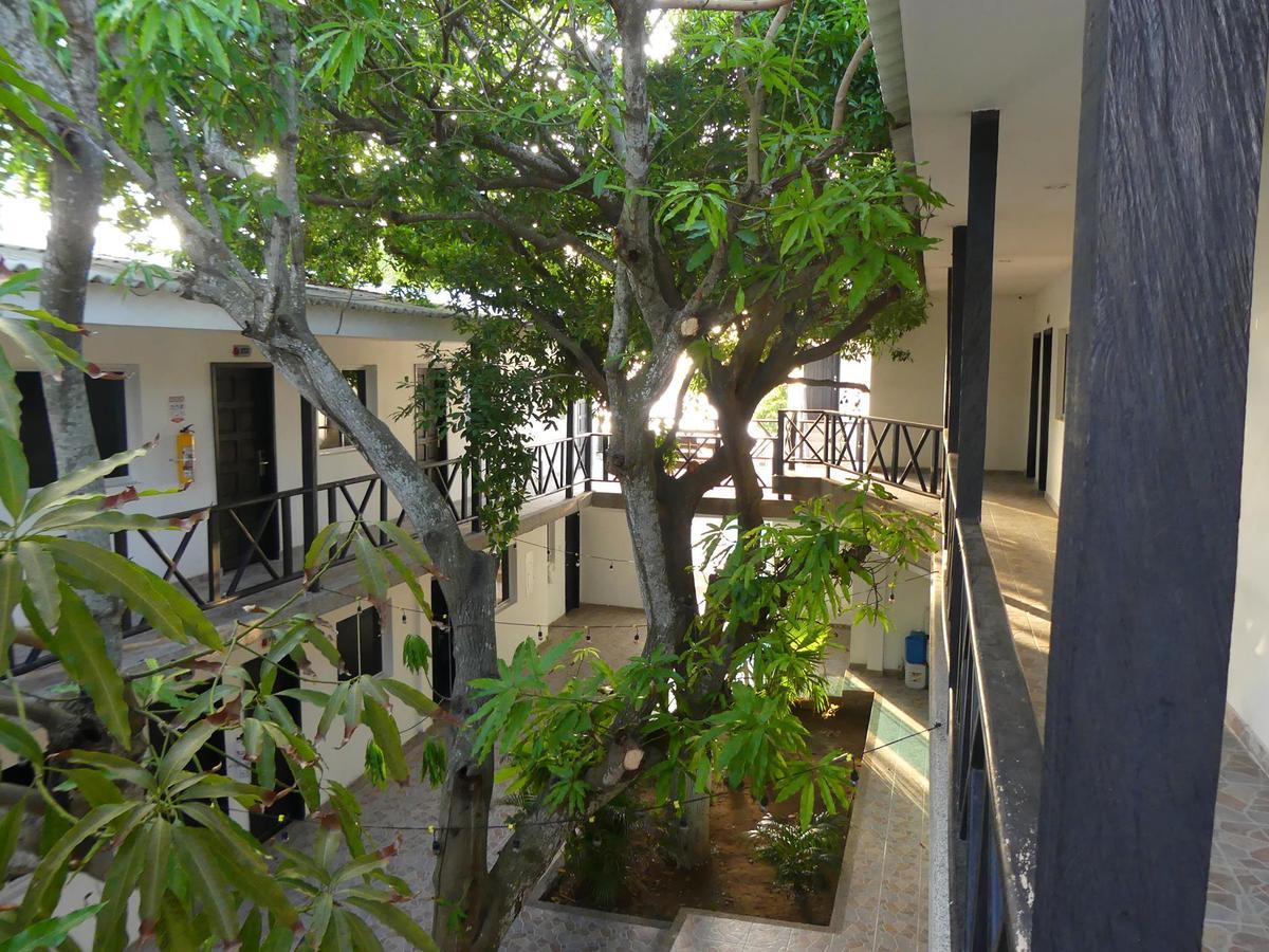 Hotel El Emigrante Puerto Colombia Exterior photo